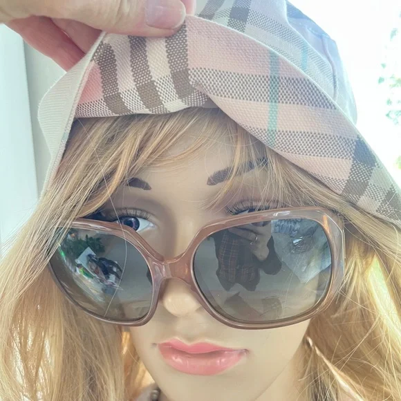 Burberry Pink-Tone Oversized Square Sunglasses - Picture 2 of 8